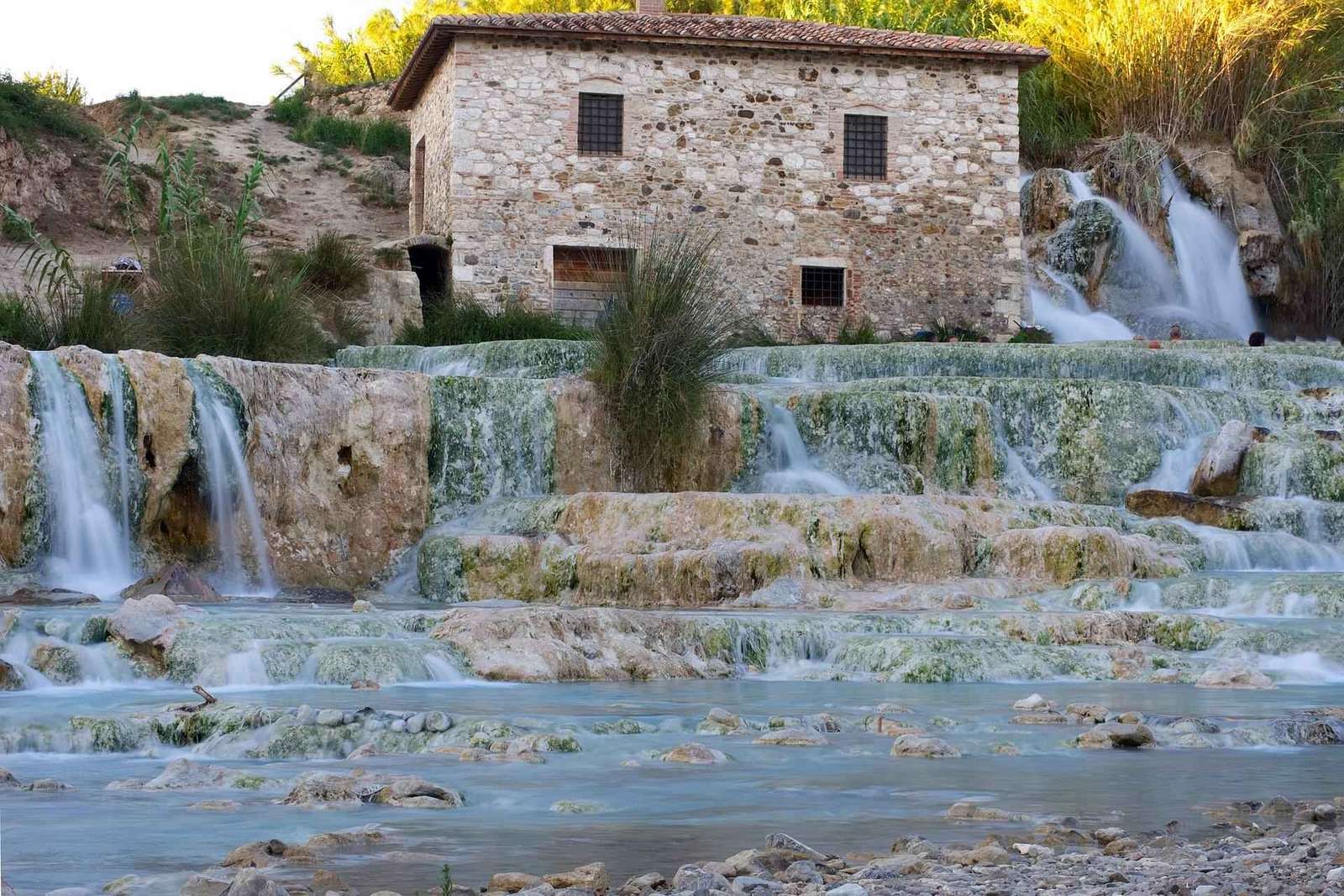 Utflykt från Lucca till Saturnia termalbad med bil