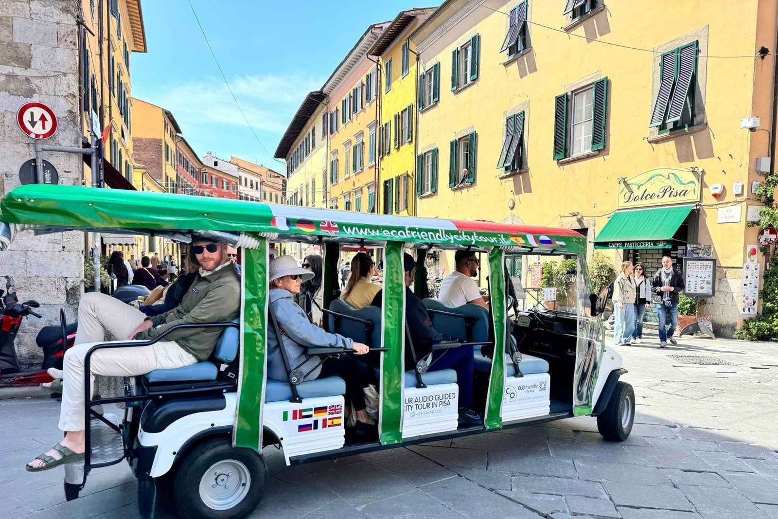 Passeio de carrinho de golfe em Pisa com audioguia