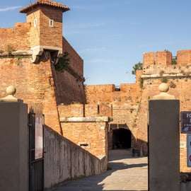 Café da manhã na Fortezza Nuova em Livorno com realidade virtual