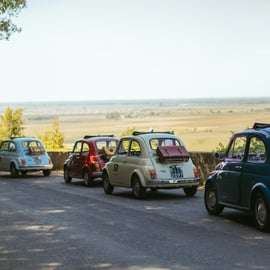 Fiat 500: Auto-tour no interior da Toscana