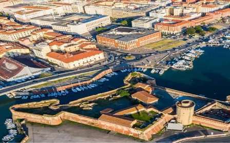Golfcart-Tour in Livorno mit Kanälen und Terrazza Mascagni