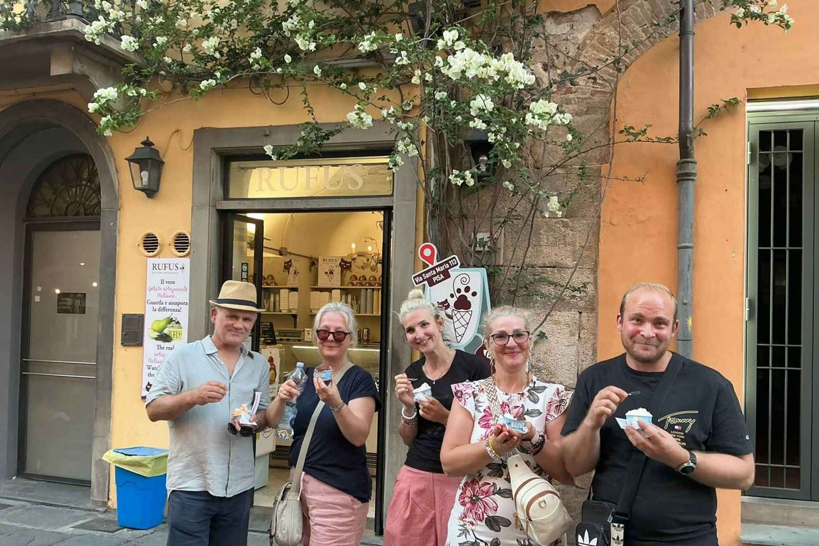 Streetfood-Tour in Pisa: Cecina, Pecorino und Gelato