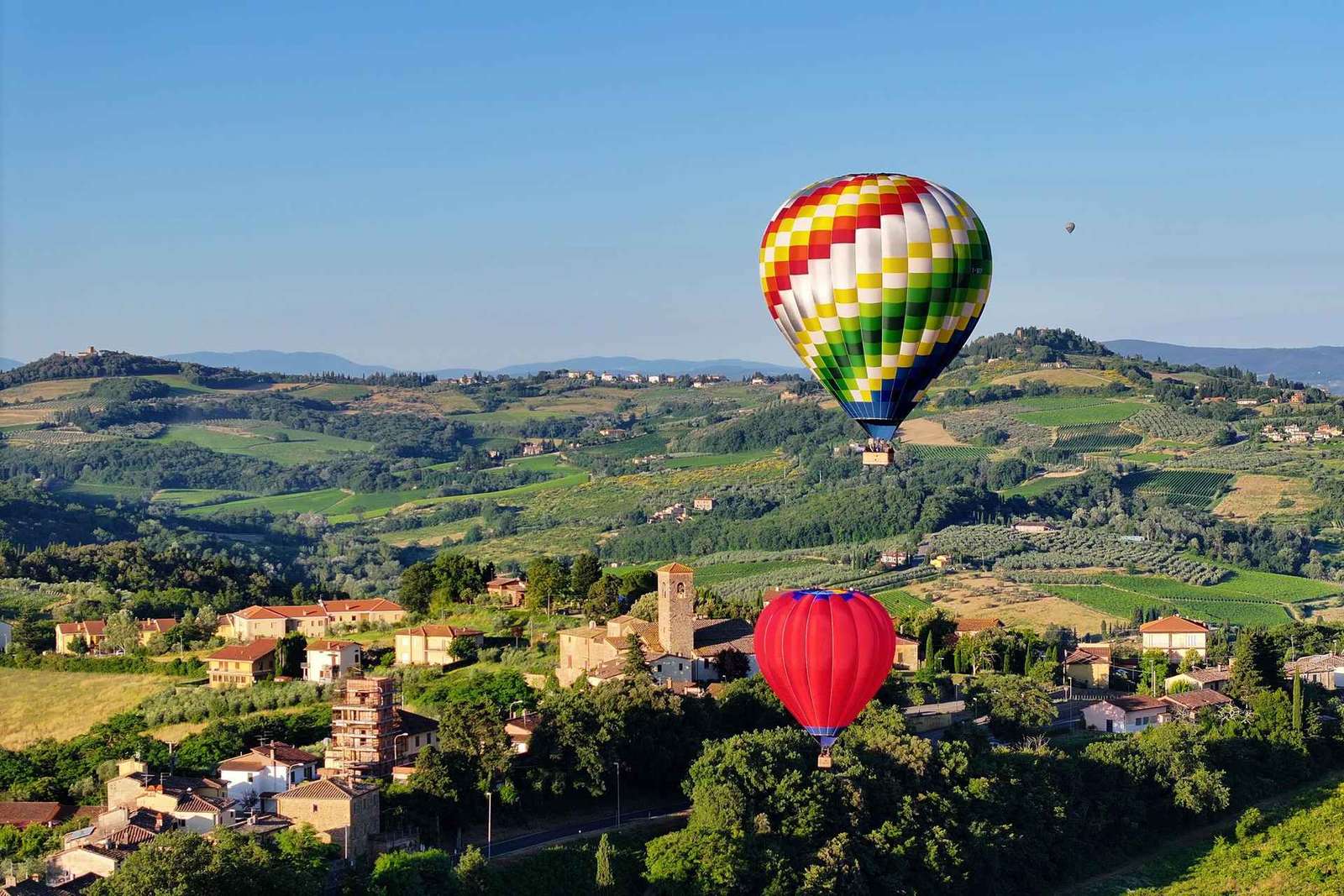 1-Hour Hot Air Balloon Flight Over Tuscany from Lucca
