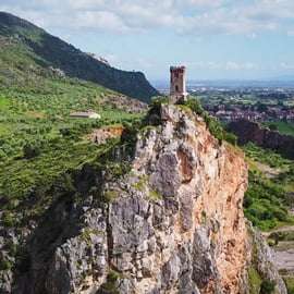 Visita guiada em E-Bike. Os arredores de Pisa: história, natureza e segredos