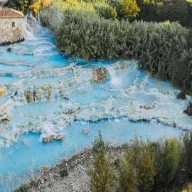 Utflykt från Lucca till Saturnia termalbad med bil