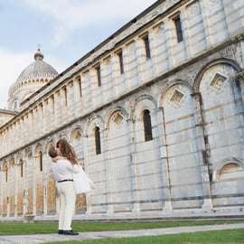 Pisa Tower Photoshoot with 48-Hour Photo Delivery