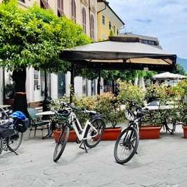 Forte Dei Marmi: E Bike Tour i ukryte skarby z lokalnym przewodnikiem