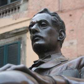 Private Tour of Lucca with a Qualified Guide: Walls & Old Town