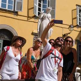 Lucca: aventura gastronômica de 3 horas com bicicletas e mordidas como um local