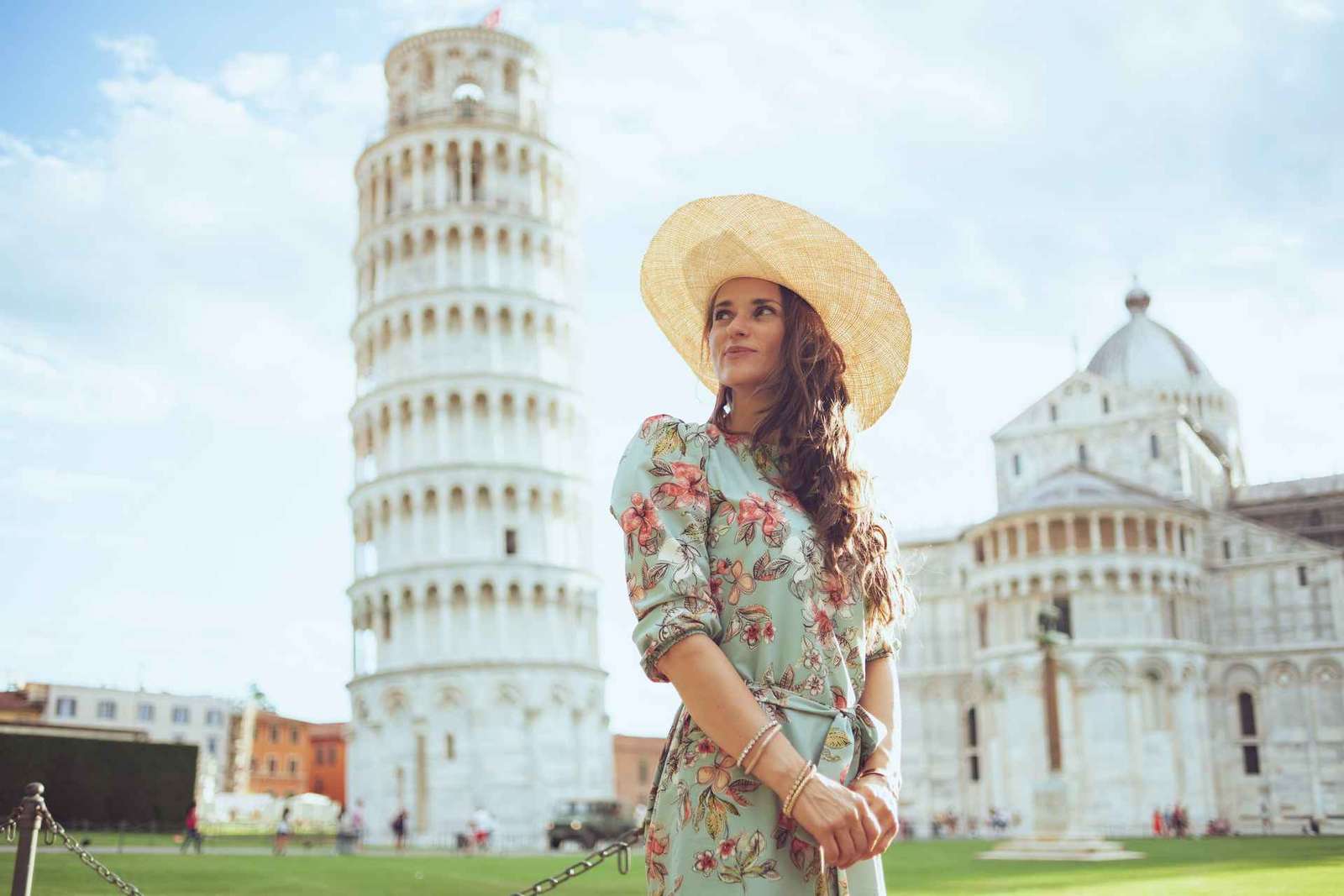 Pisa Tower Photoshoot with 48-Hour Photo Delivery