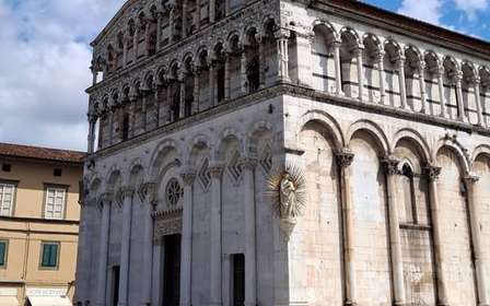 Stadtführung in Lucca: Mauern, Guinigi-Turm und Anfiteatro