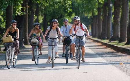 Lucca: Aventura gastronómica de 3 horas en Bikes & Bites como un lugareño